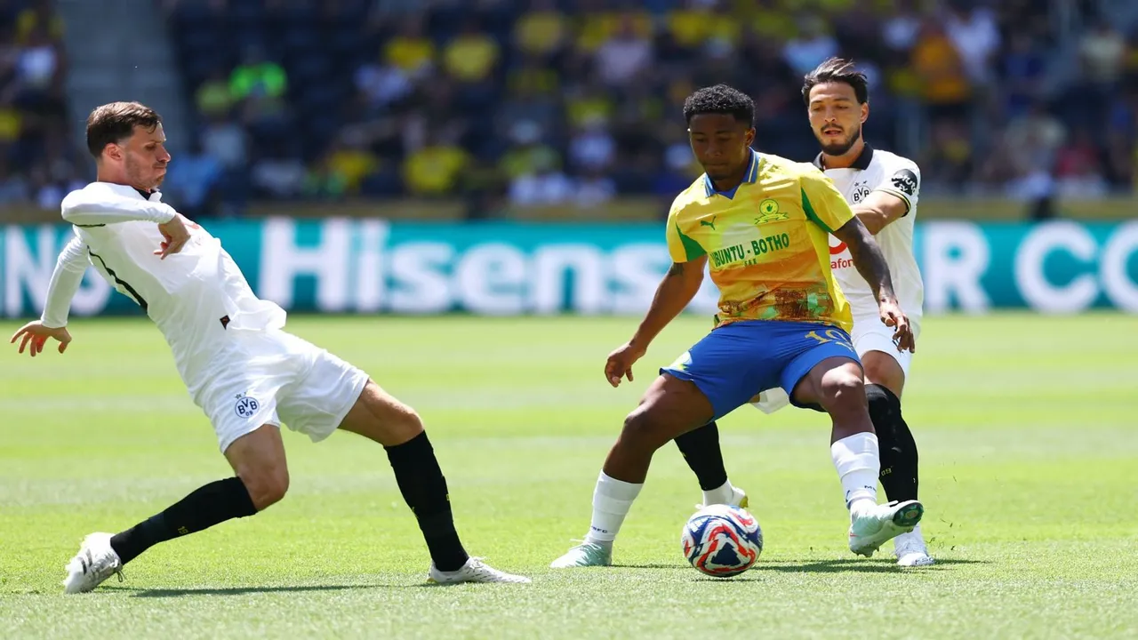 صدام مرتقب.. موعد مباراة مولودية الجزائر وصن داونز ضمن مجموعات دوري أبطال إفريقيا